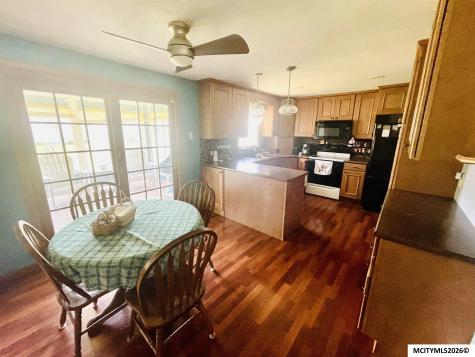 403 22nd SW Mason City IA 50401