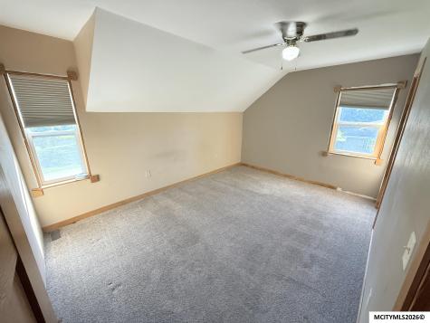 105 S Jefferson Street Stacyville IA 50476