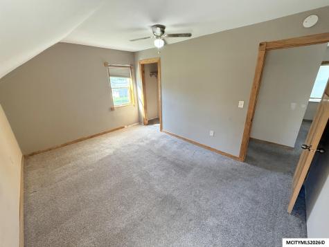 105 S Jefferson Street Stacyville IA 50476