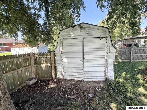 105 S Jefferson Street Stacyville IA 50476