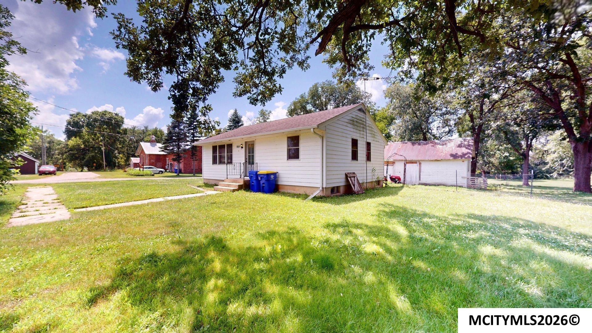 904 College Street Plymouth IA 50464