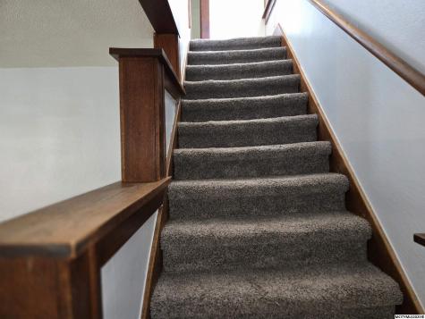 221 14th NW Mason City IA 50401