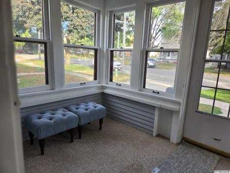 221 14th NW Mason City IA 50401