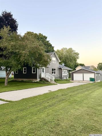 111 N Sullivan Avenue Nora Springs IA 50458