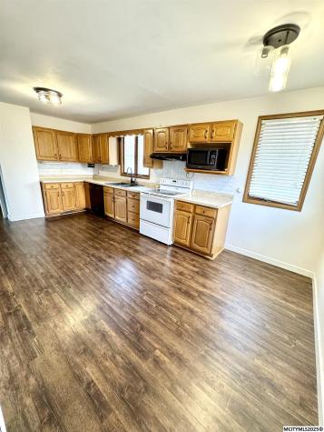 111 N Sullivan Avenue Nora Springs IA 50458