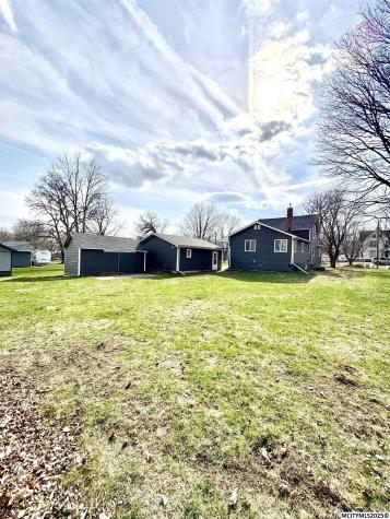 111 N Sullivan Avenue Nora Springs IA 50458