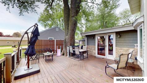 715 S 12th Street Clear Lake IA 50428