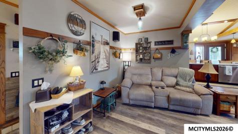 715 S 12th Street Clear Lake IA 50428
