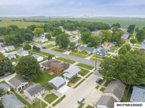 241 27th SW Mason City IA 50401