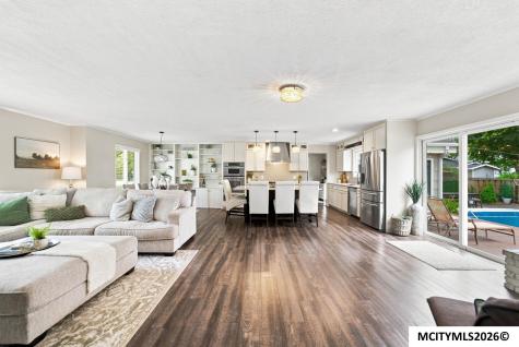 307 Orchard Lane Clear Lake IA 50428