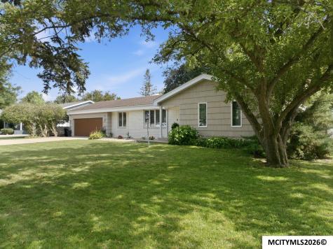 307 Orchard Lane Clear Lake IA 50428