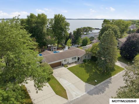 307 Orchard Lane Clear Lake IA 50428