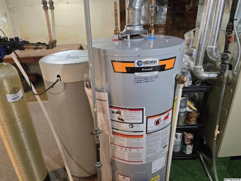 1022 N Monroe Avenue Mason City IA 50401