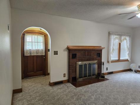 1022 N Monroe Avenue Mason City IA 50401
