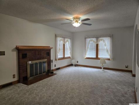 1022 N Monroe Avenue Mason City IA 50401