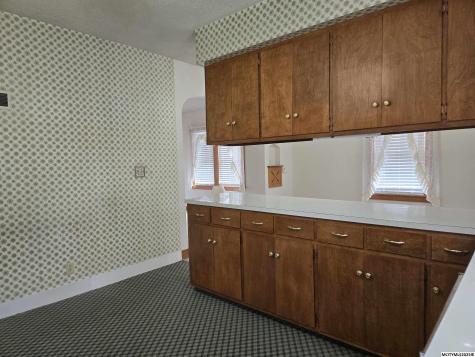 1022 N Monroe Avenue Mason City IA 50401