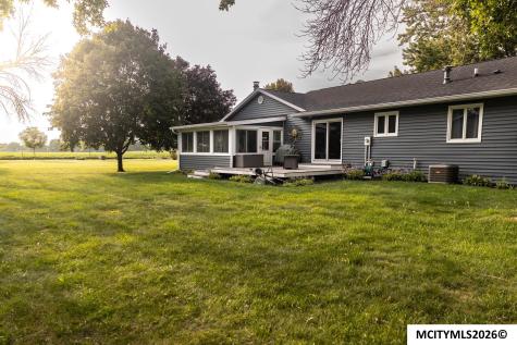 8 Williamsburg Circle Mason City IA 50401