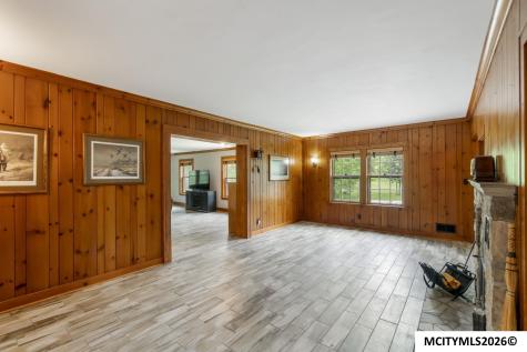 715 N Hampshire Avenue Mason City IA 50401