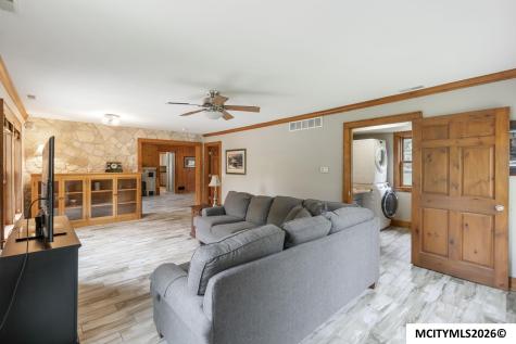 715 N Hampshire Avenue Mason City IA 50401