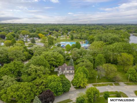 715 N Hampshire Avenue Mason City IA 50401