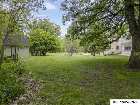 715 N Hampshire Avenue Mason City IA 50401