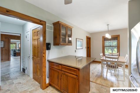 715 N Hampshire Avenue Mason City IA 50401