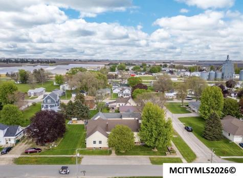 220 Borst Street Sheffield IA 50475