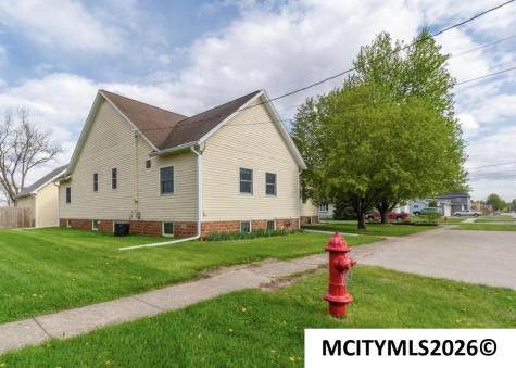 220 Borst Street Sheffield IA 50475