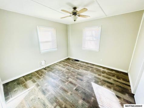 954 15th Street NE Mason City IA 50401