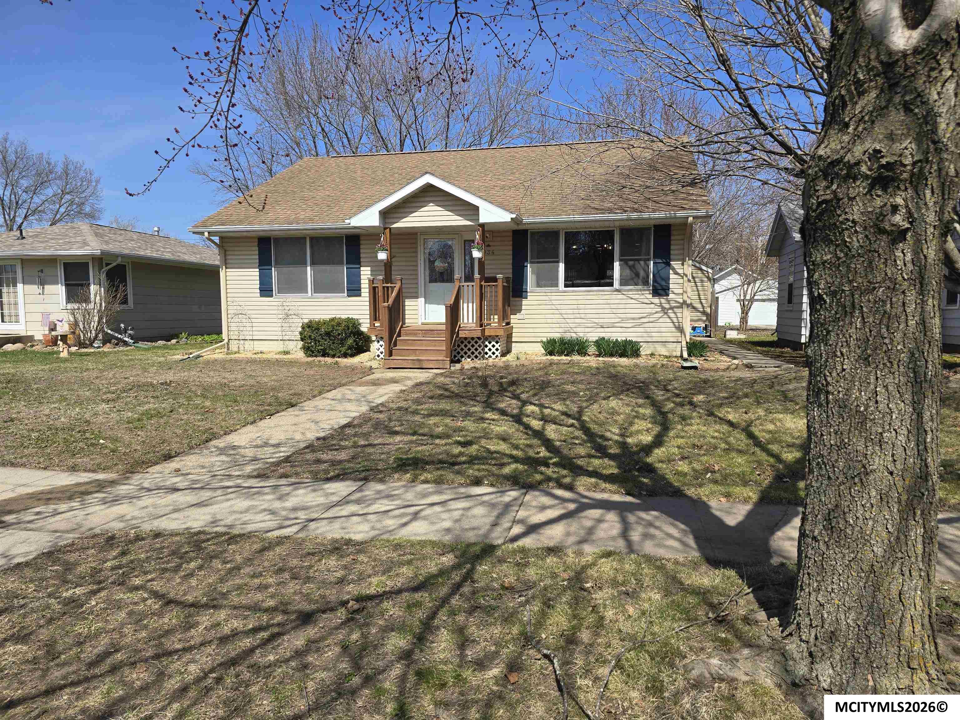 934 11th NE Mason City IA 50401