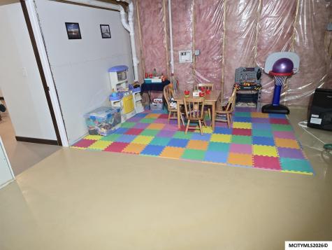 934 11th NE Mason City IA 50401
