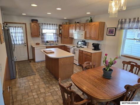 934 11th NE Mason City IA 50401