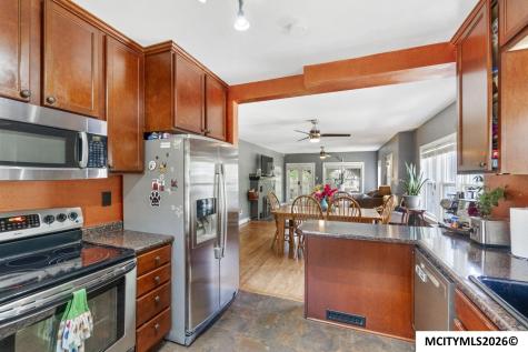 636 2nd NE Mason City IA 50401