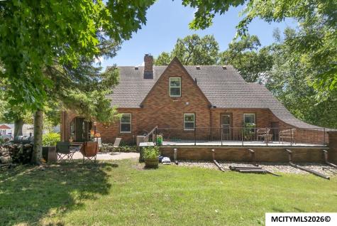 636 2nd NE Mason City IA 50401