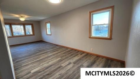 537 NE 4th Street Mason City IA 50401