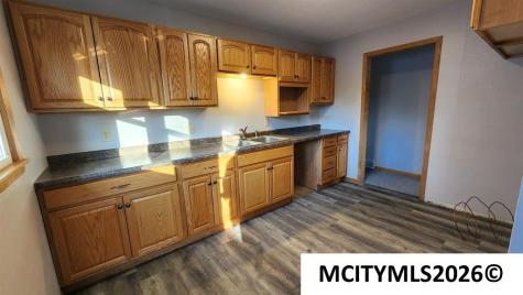 537 NE 4th Street Mason City IA 50401