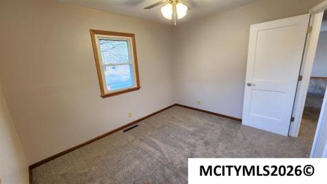 537 NE 4th Street Mason City IA 50401