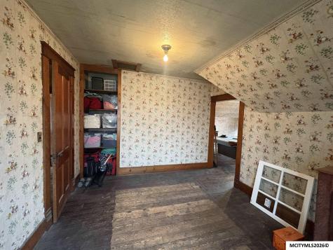 204 3rd Street S Rockwell IA 50469