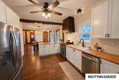 204 3rd Street S Rockwell IA 50469