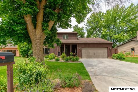5 Quarry Road Mason City IA 50401