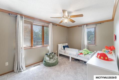 5 Quarry Road Mason City IA 50401