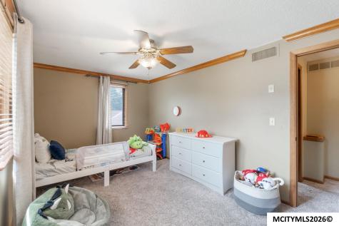 5 Quarry Road Mason City IA 50401