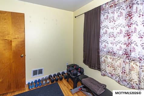 21 19th SE Mason City IA 50401