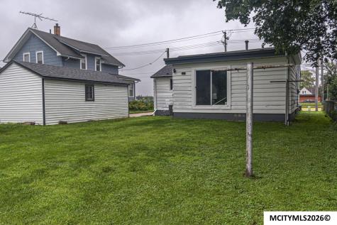 21 19th SE Mason City IA 50401