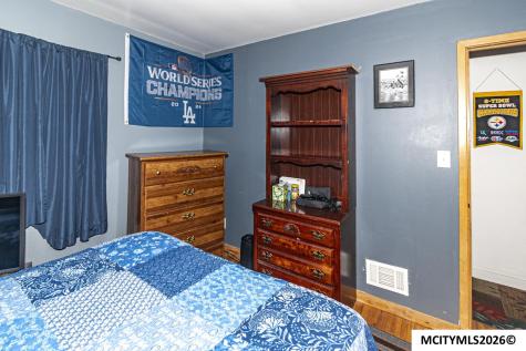 21 19th SE Mason City IA 50401