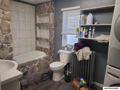 706 N Federal Mason City IA 50401