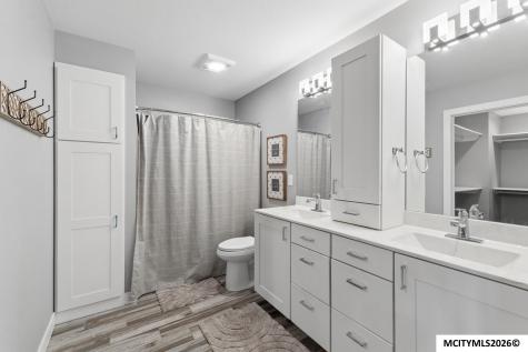714 Cypress Court Mason City IA 50401