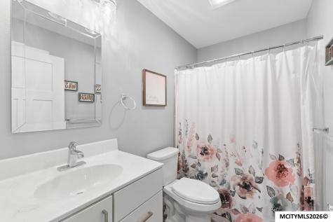 714 Cypress Court Mason City IA 50401