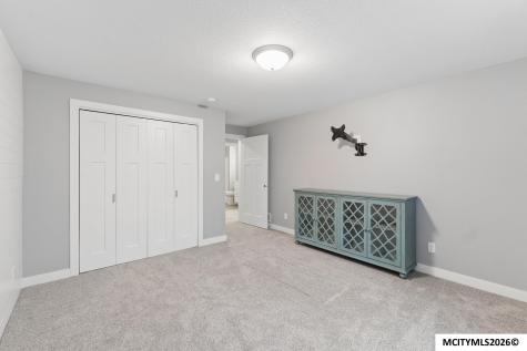 714 Cypress Court Mason City IA 50401