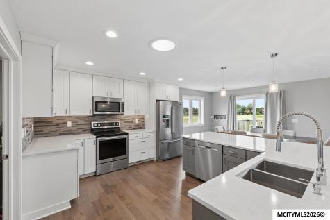 714 Cypress Court Mason City IA 50401